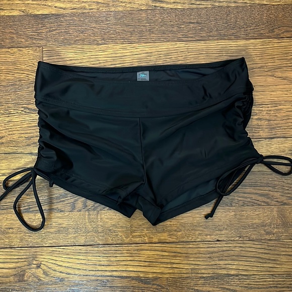 Summer Mae Other - NWOT Boy Short Bathing Suit Bottom